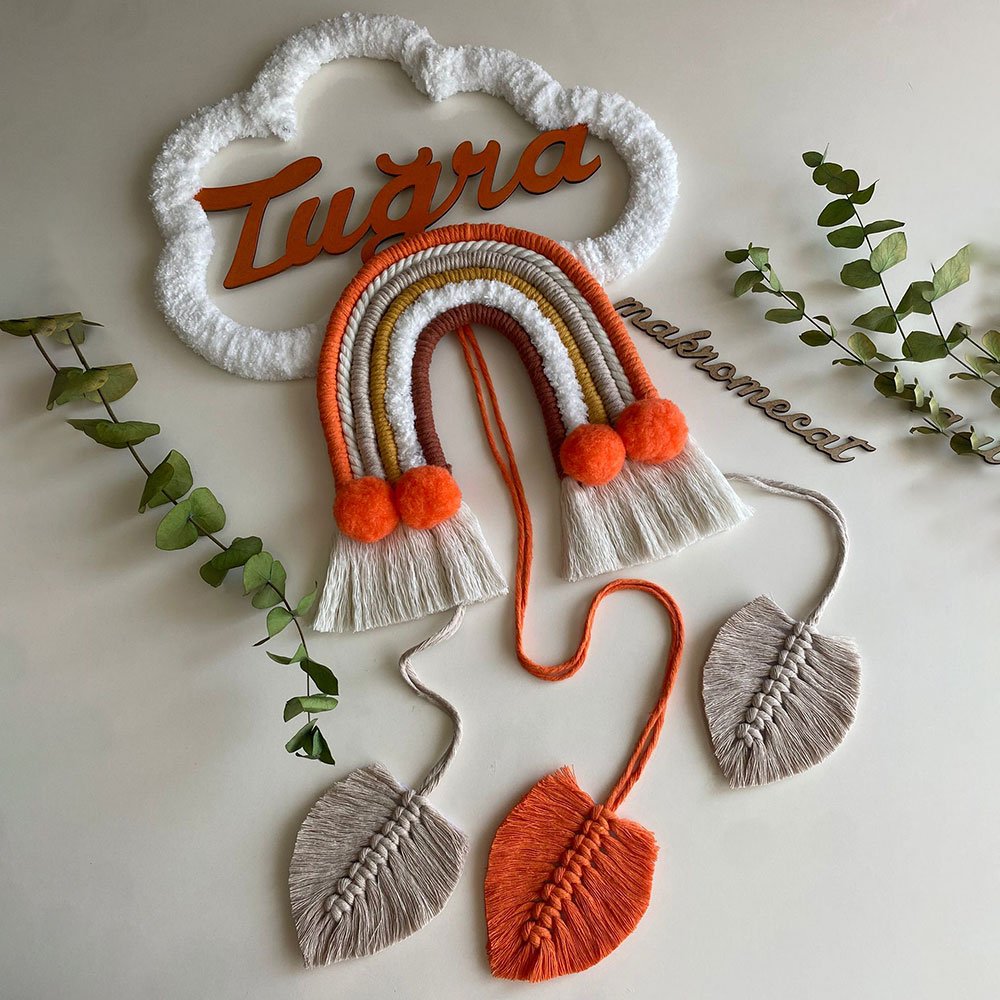 kapi-susu-yaprakli İsme Özel Makrome Gökkuşağı Bebek Odası Süsü - Görsel 1